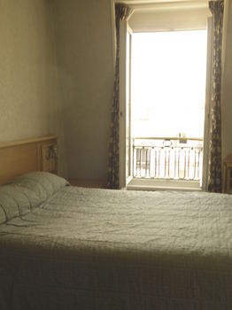Others 3, Hotel de Paris Saint Georges, Paris