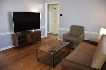 Others 5, Stunning Royal Oak Townhouse, Oakland