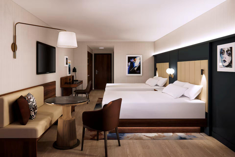 Bedroom 3, DoubleTree by Hilton North Vancouver, Greater Vancouver