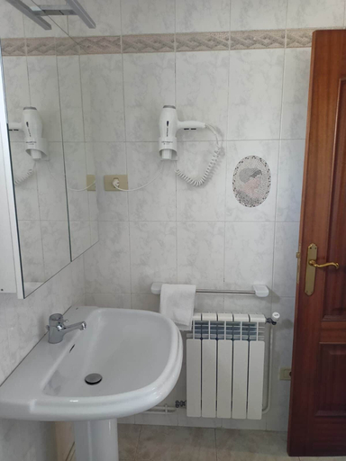 Bathroom 4, dpCristal Sarria Centro, Lugo