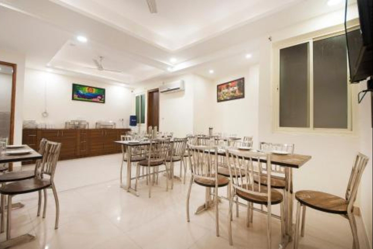 Food & Drinks, Hotel Platinum-Free Airport Pickup, Delhi