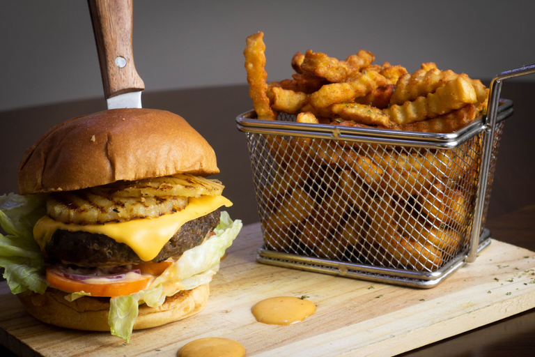 Food & Drinks