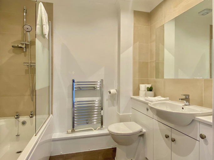 Bathroom, Your Space Apartments - Market Rise, Cambridgeshire