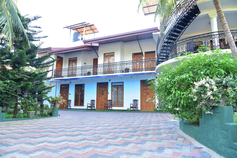Others 3, L's Lanka, Dambulla