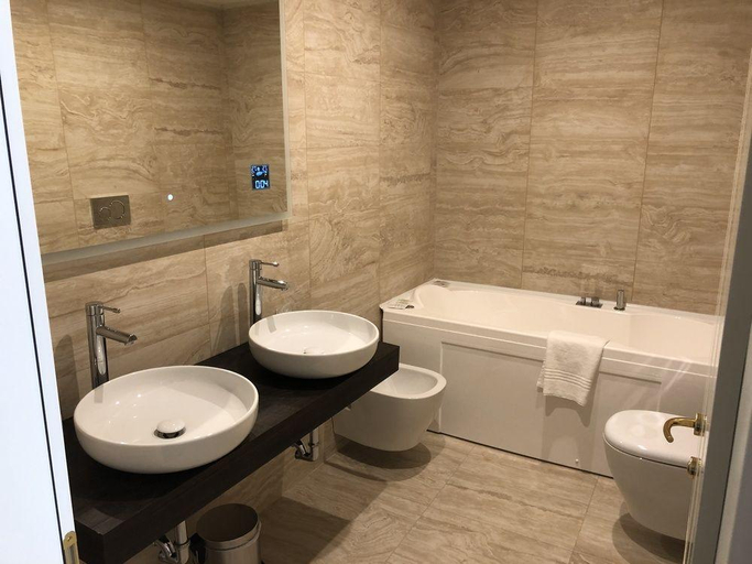 Bathroom 2, The One Firenze, Florence