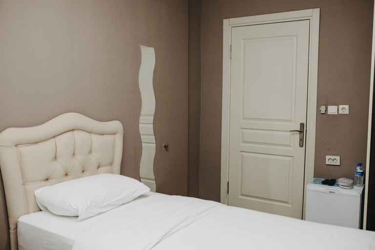 Bedroom 4, Grand Koru Otel Beach, Çınarcık