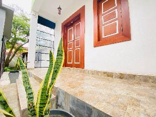 Entrance 4, Srimadis Villa near Airport / Negombo, Negombo