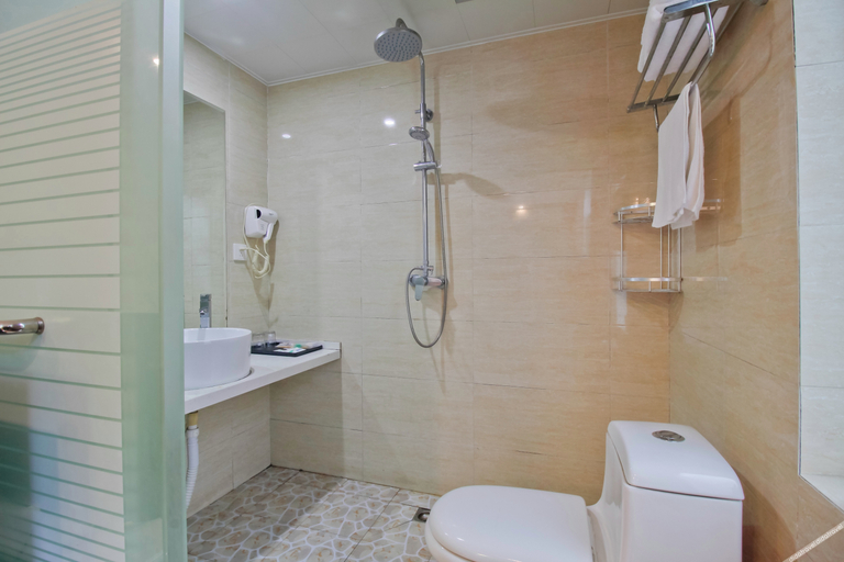 Bathroom 5, qingningliansuojiudian, Hefei