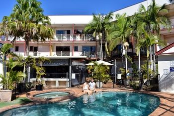 Others 2, Brisbane Backpackers Resort, West End
