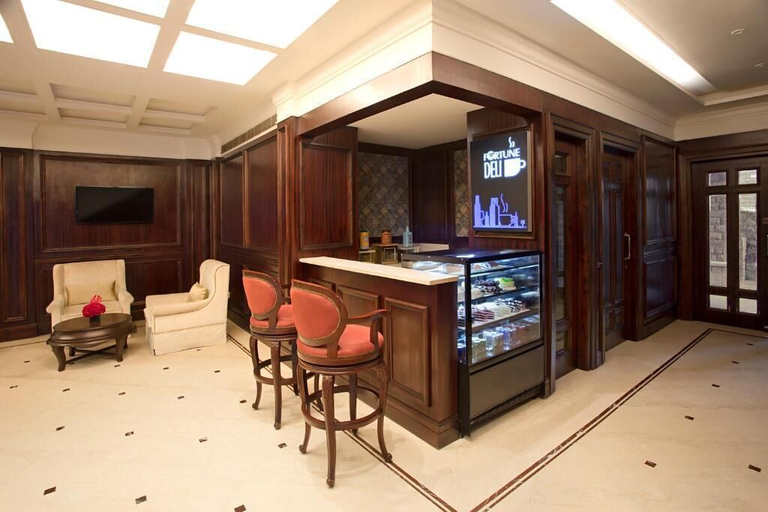 Food & Drinks 5, Fortune Select Forest Hill, Kasauli - Member ITC Hotels' Group, Solan