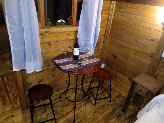 Room 3, Recanto das Acacias, Camanducaia