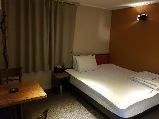 Others 3, Sunshine Motel, Suyeong