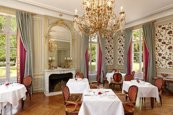 Others 4, Chateau du Breuil, Loir-et-Cher