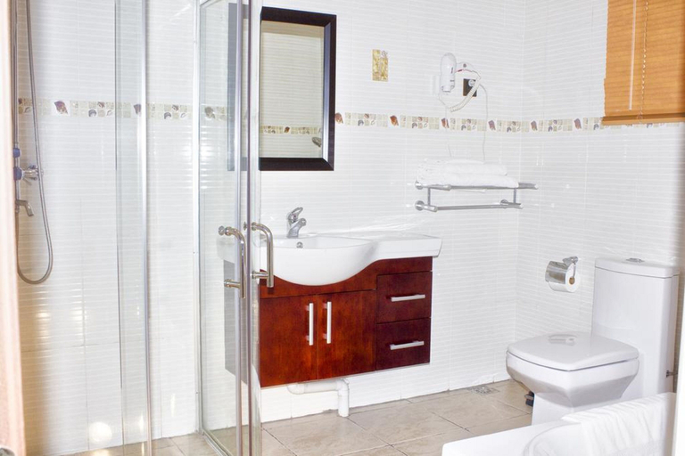 Bathroom, Icon Hotel, Chingola