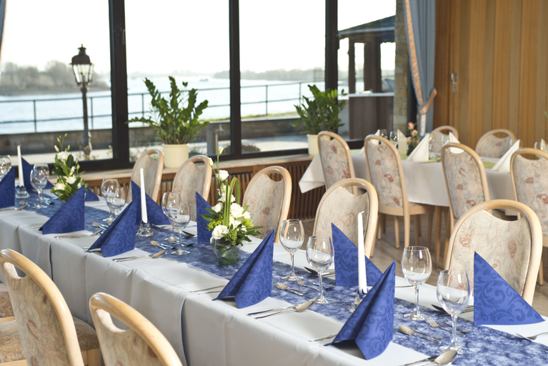 Food & Drinks 2, Hotel-Restaurant Wacht am Rhein, Wesel