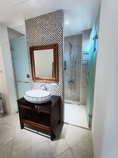 Bathroom 4, Road Found, Kinmen