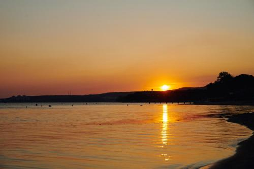 Others 5, Parmos Otel, Erdek