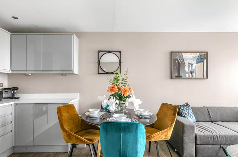 Room 5, Brighton Lanes Sea View 2BR AP, Brighton and Hove