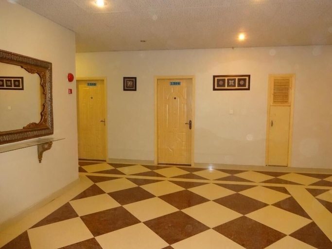 Others 3, Hotel Sky Tower, Karachi