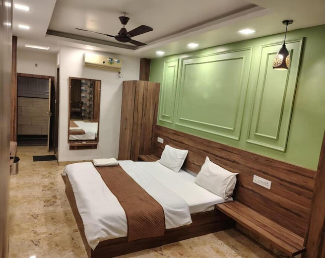 Bedroom 5, Hotel Meghdoot, Hoshangabad