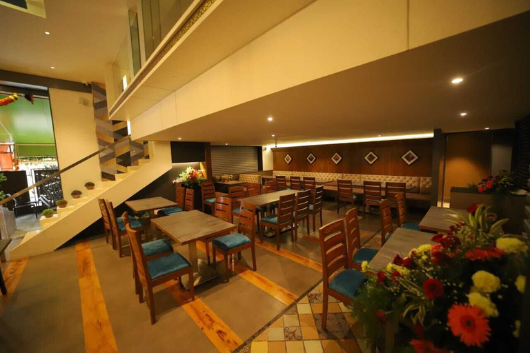 Food & Drinks 5, City Point Executive, Pune