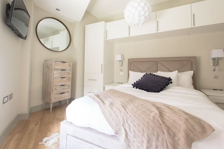 Others 2, The Soho Loft - Elegant & Modern 1bdr in Soho, London