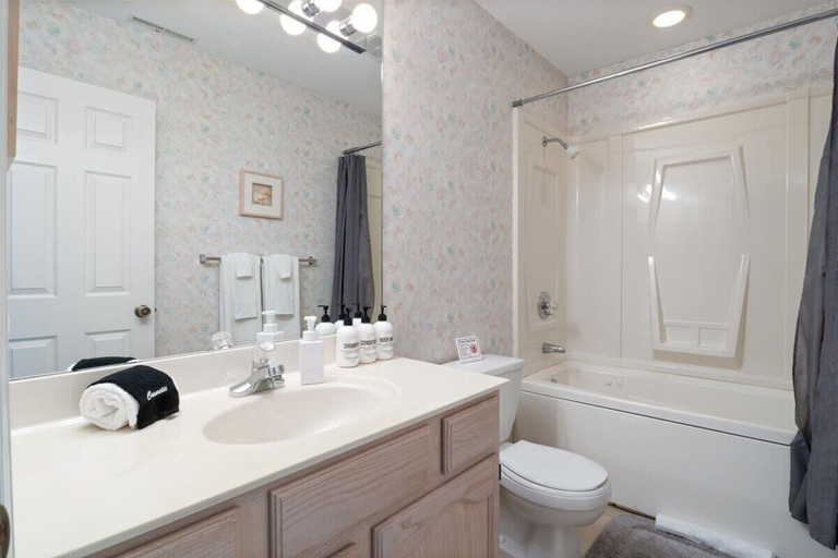 Bathroom 4, Lakefront Condo Near the State Park, Camden