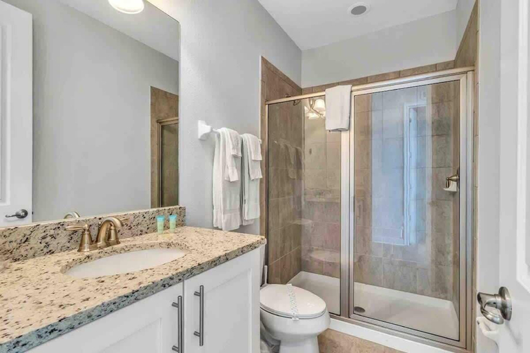 Bathroom 5, Chic 8BR All Suites With Pool and Game Room, Osceola