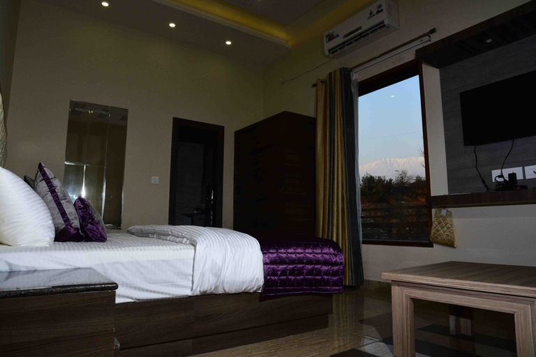 Bedroom 2, Hotel Kangra Rodeway Inn, Kangra