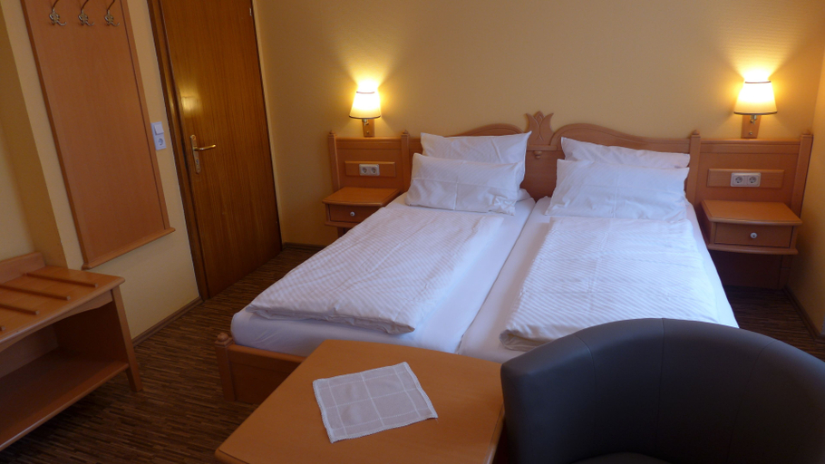 Others 2, Central-Hotel Greiveldinger, Merzig-Wadern