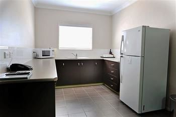 Others 3, Drover's Motor Inn, Dalby, Dalby