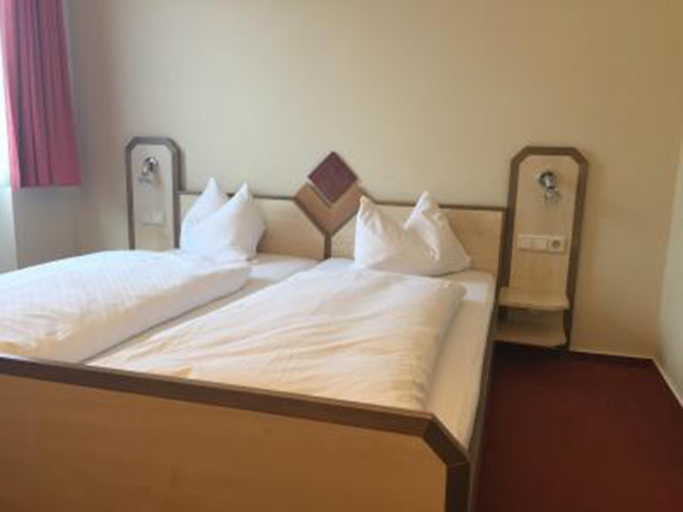 Bedroom 2, Hotel Burgklause, Mayen-Koblenz