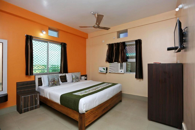 Bedroom 3, Goroomgo Hotel Krishna Residency Puri - Budget Friendly with Premium Facility, Puri