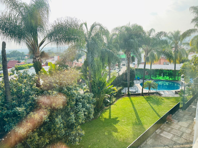Others 4, Grand Vista Cuernavaca, Huitzilac