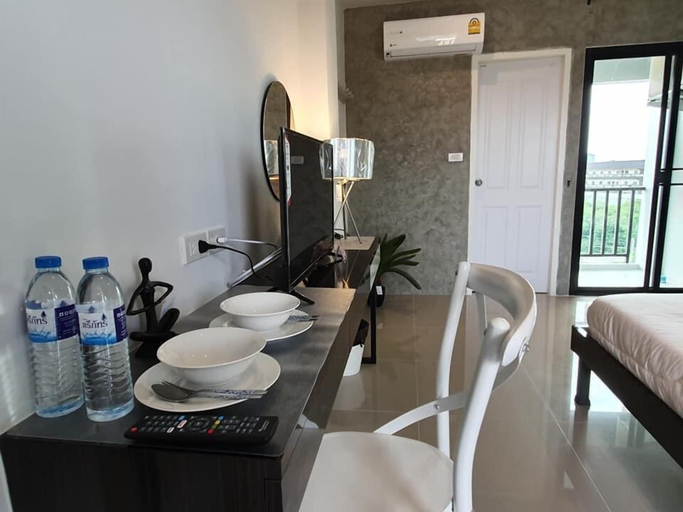 Others 5, Samutsakorn Apartment, Muang Samut Sakhon