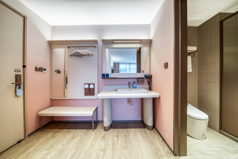 Bathroom 3, Hanting Hotel Quzhou Railway Station, Quzhou