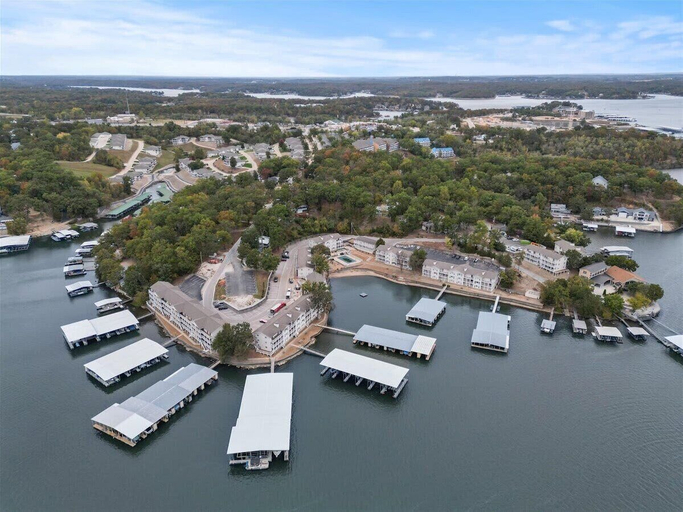 Aerial view 3, Ozark Get-away Lakefront Condo With Boat Slip, Camden