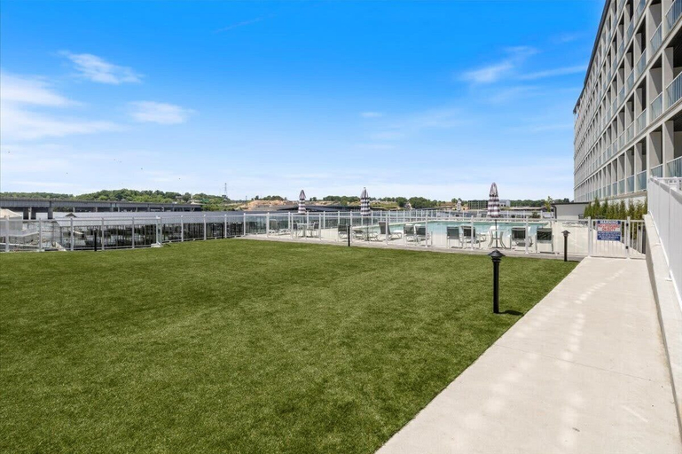Terrace/patio 2, New Topsider Condo With Boat Slip, Camden