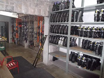 Others 5, Hotel Tobazo, Huesca