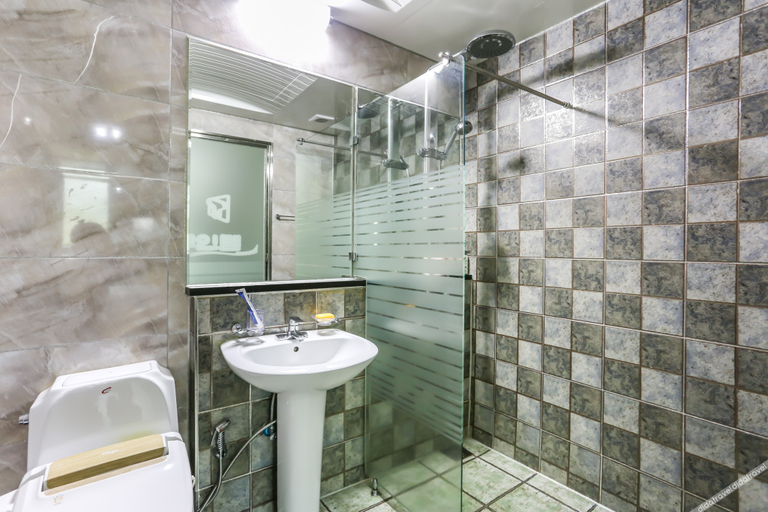 Bathroom 3, Jeju T Self check-in Motel, Jeju