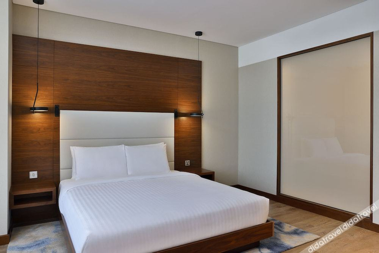 Bedroom 3, Courtyard by Marriott Culture Village, Dubai, Dubai