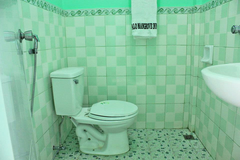 Bathroom, Bulalo Mangrove Inn, Calapan City