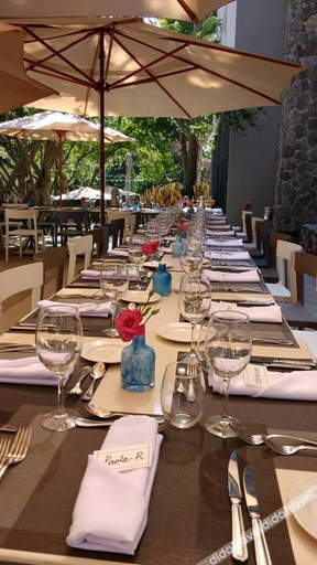 Food & Drinks 5, Huayacán Cuernavaca Curamoria Collection, Cuernavaca