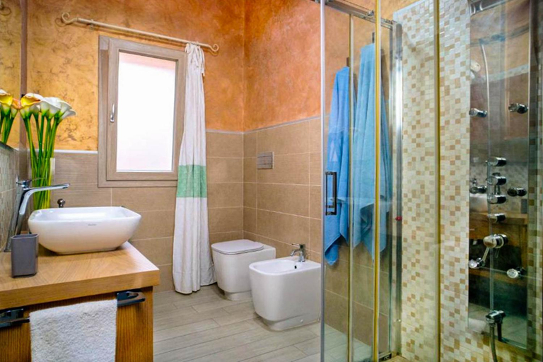 Bathroom 2, Villa Chia 2, Cagliari
