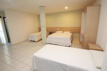 Others 2, Hotel BHS, Linhares