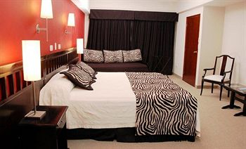 Others 2, Hotel Ghala, Capital