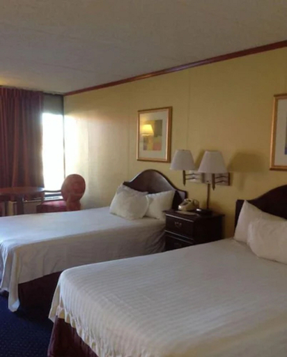 Bedroom 2, Astoria Hotel West, Danville