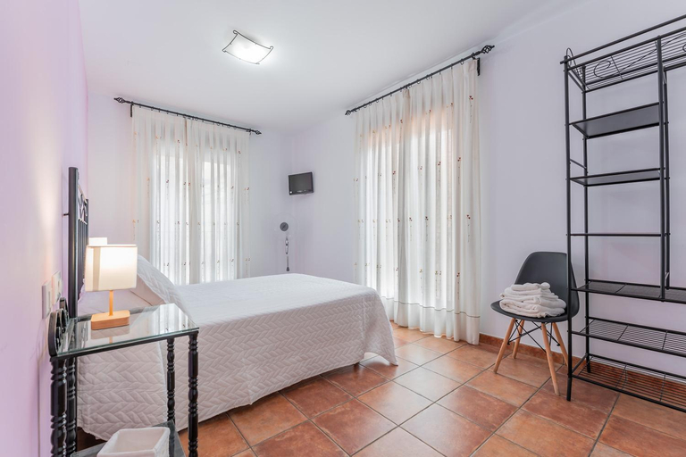 Bedroom 4, Hotel El Horno, Teruel