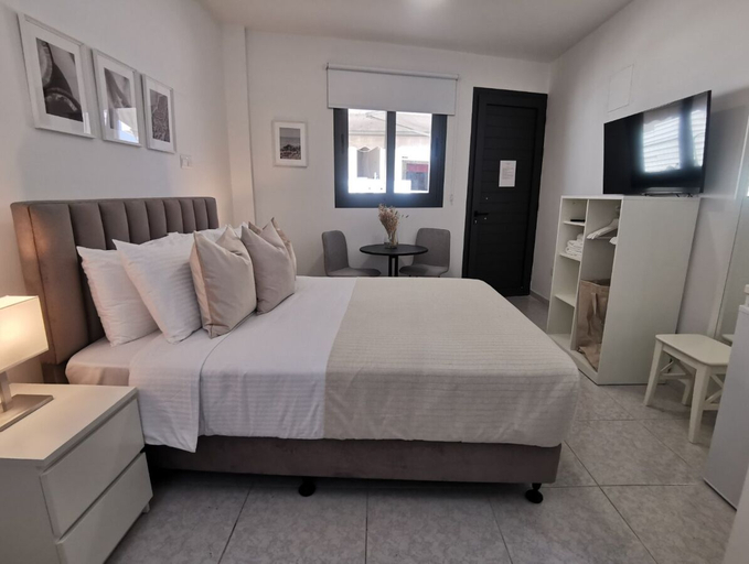 Others 2, Phaedrus Living: Alkminis Seaside Suites Verano