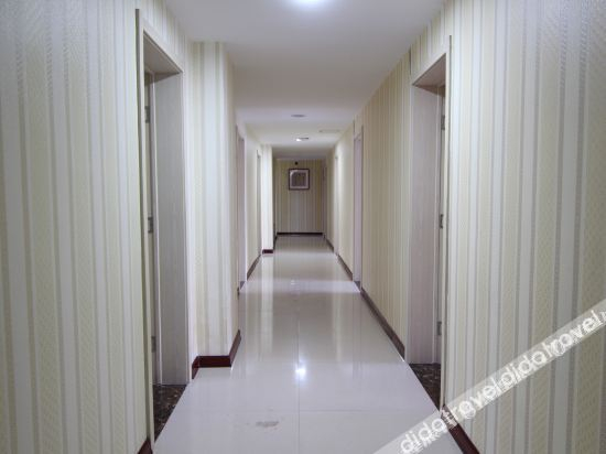 Others 3, Yuhuashi Hotel (Linyi Railway Station Pingyang Square), Linfen